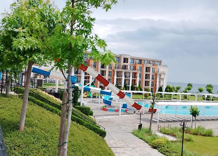 Private In Premier Apartament 4*